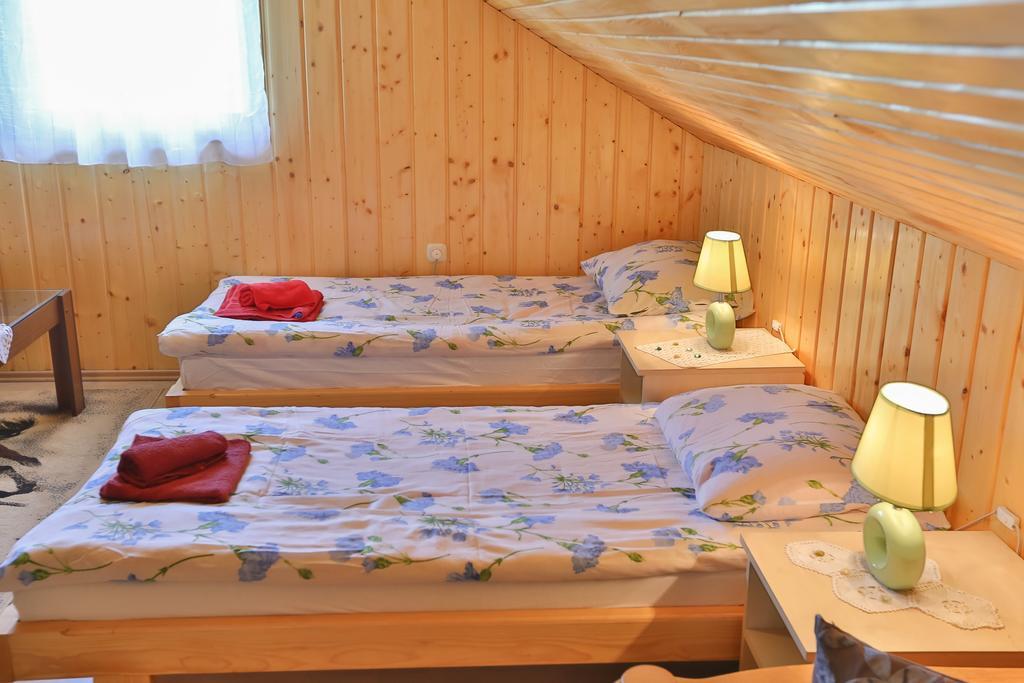 Holiday Home Trzan Josipdol Eksteriør bilde
